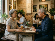 60 tuổi đi xem mắt, câu đầu tiên ông nói khiến tôi đỏ mặt nhưng cuộc điện thoại gọi đến sau đó mới choáng