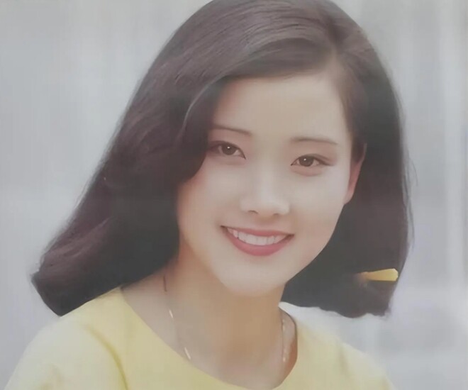 Hà Trại Phi khi còn trẻ.