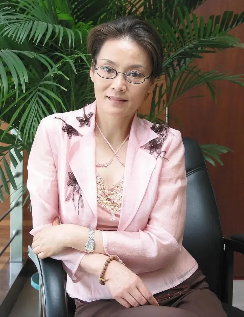Phan Hồng thẳng thắn thừa nhận rằng Mễ Gia Sơn chính là tình yêu sâu đậm nhất đời mình: “Chồng cũ của tôi, người mà tôi đã ly dị 36 năm trước, là người đàn ông tôi yêu thương nhất trong đời”.