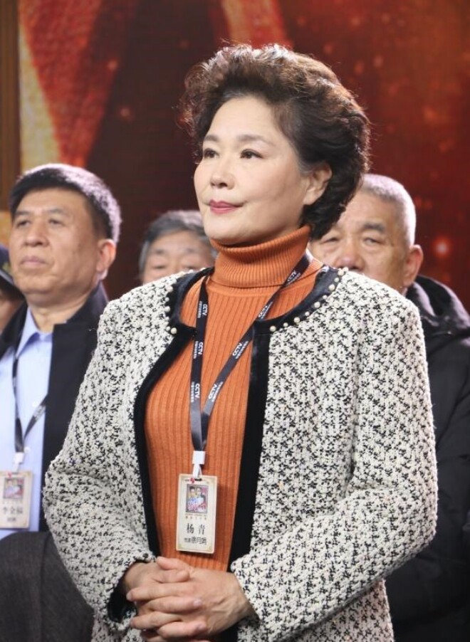 Nữ diễn viên đình đám rời đi tay trắng, sau ly hôn sống đối điện nhà chồng cũ suốt 23 năm vì một lý do - 7