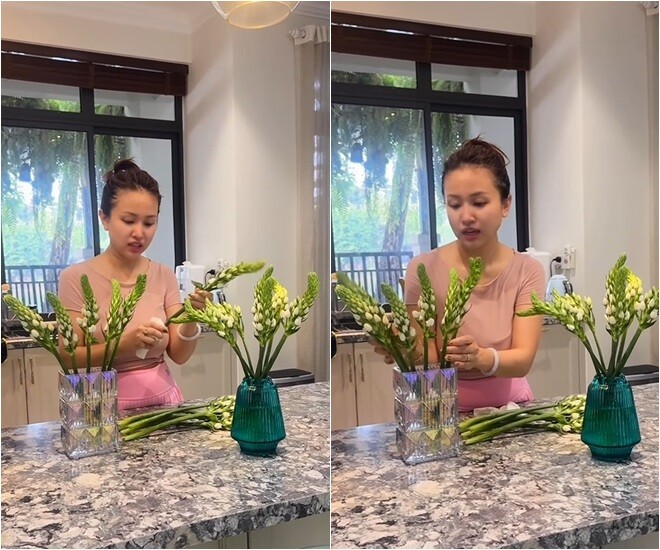 Cô bắt đầu quy trình xử lý hoa thiên nga sau khi ngâm nước qua đêm, nữ diễn viên tỉ mỉ lau sạch từng gốc hoa. Cô chia sẻ việc làm sạch và để khô gốc là bước quan trọng giúp hoa giữ được độ tươi và không bị thối hỏng trong quá trình trưng bày.