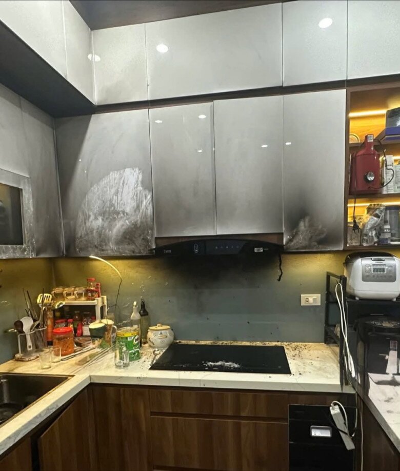 Bếp nhà chị Quyên sau sự cố. Ảnh: Nguyễn Lệ Quyên
