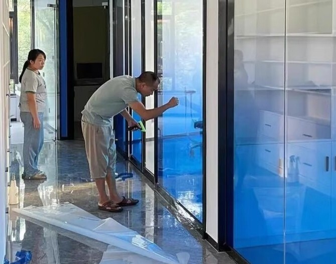 Rèm cửa lỗi thời rồi, ngày càng nhiều người bỏ hẳn và chuyển sang 4 thiết kế sang xịn này - 3