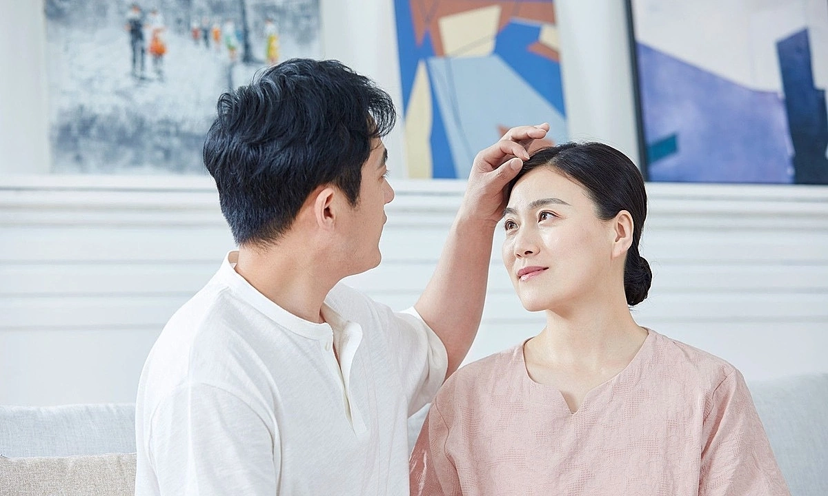 Sau gần 1 năm tìm hiểu, chúng tôi về chung một nhà. (Ảnh minh họa)