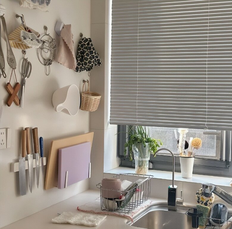 Tại sao ngày càng nhiều gia đình bỏ tủ bếp treo tường? 4 thiết kế thông minh này vừa gọn vừa tiện hơn hẳn - 6