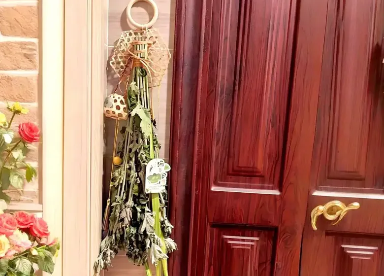 Tết Đoan Ngọ nên thắp 6 loại hoa, tránh 4 loại quả, treo 1 loại rau trước cửa, cả năm Bính Ngọ bình an - 4