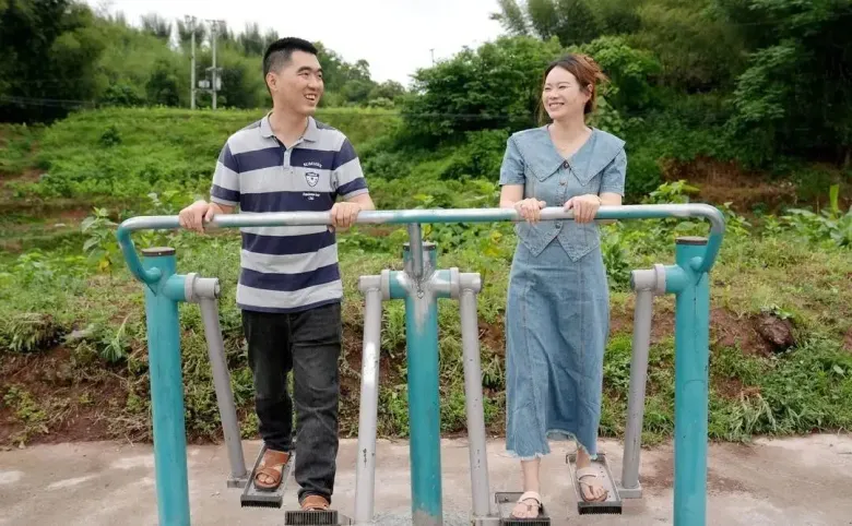 Vợ hiến thận cứu chồng suy thận giai đoạn cuối, sau mổ vội vàng hỏi 4 từ khiến anh bật khóc - 6