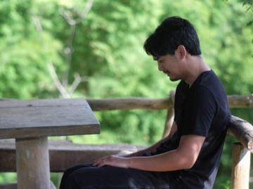 Sinh nhật vợ cũ, tôi nhắn “mệt rồi thì về đi”, cô ấy đáp 5 từ khiến tôi khóc đỏ mắt