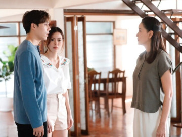 Mẹ chồng 56 tuổi yêu bạn trai 38 tuổi, chồng tôi đập bàn phản đối nhưng bà nói một câu khiến chúng tôi cứng họng