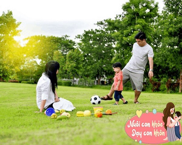 Các hoạt động thể chất rất quan trọng đối với trẻ ở giai đoạn phát triển chiều cao. (Ảnh minh họa)