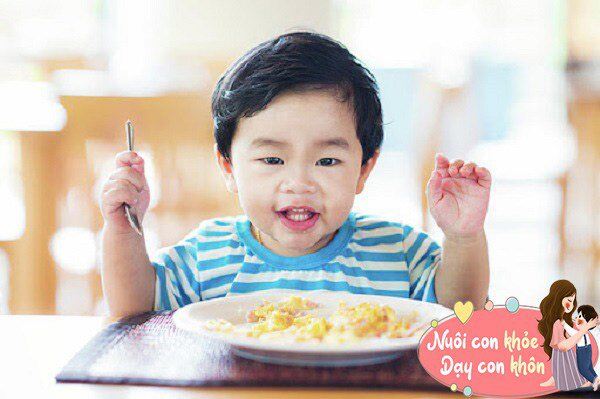 Dinh dưỡng là yếu tố chiếm đến 32% trong việc phát triển chiều cao, nhất là chế độ dinh dưỡng cho trẻ trong giai đoạn 3 năm đầu đời.