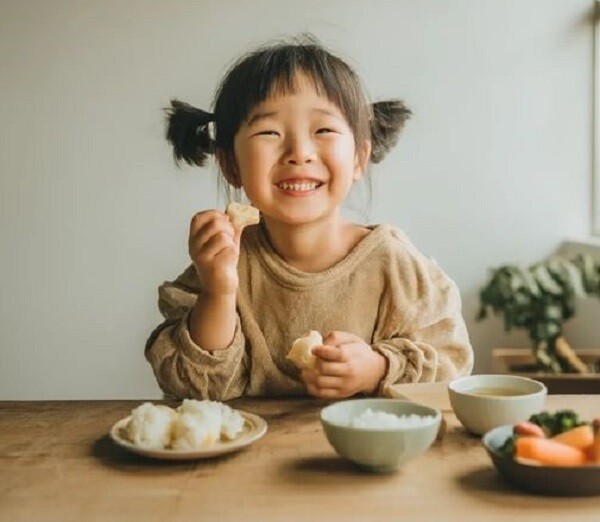4 kiểu ăn tối “phá chiều cao” khiến con chậm cao, nhiều bố mẹ vẫn làm mỗi ngày - 5