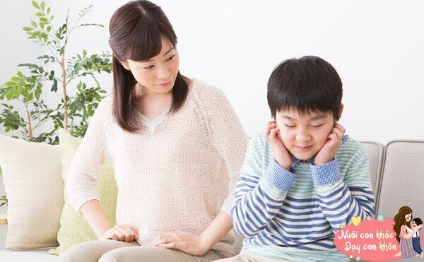 Đôi khi không vâng lời, thích cãi lại.