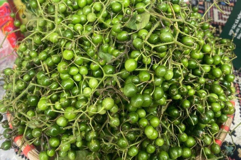 Loại quả xưa rụng đầy gốc không ai ngó ngàng, giờ thành đặc sản được dân thành phố săn lùng, 200.000 đồng/kg - 2