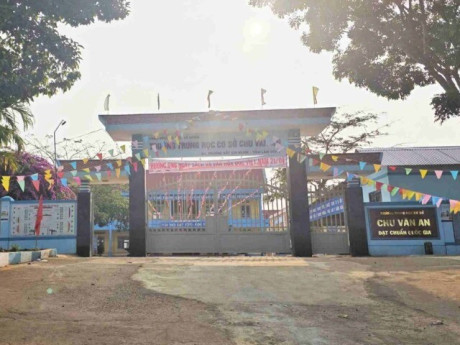 Nam sinh lớp 9 ngất xỉu trong giờ thể dục rồi tử vong