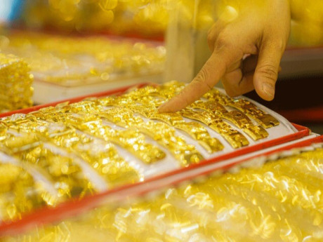 Giá vàng miếng SJC giảm liên tiếp, thấp nhất 4 tháng