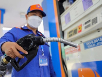 Giá xăng dầu hôm nay 9/5: Thế giới tăng giảm trái chiều