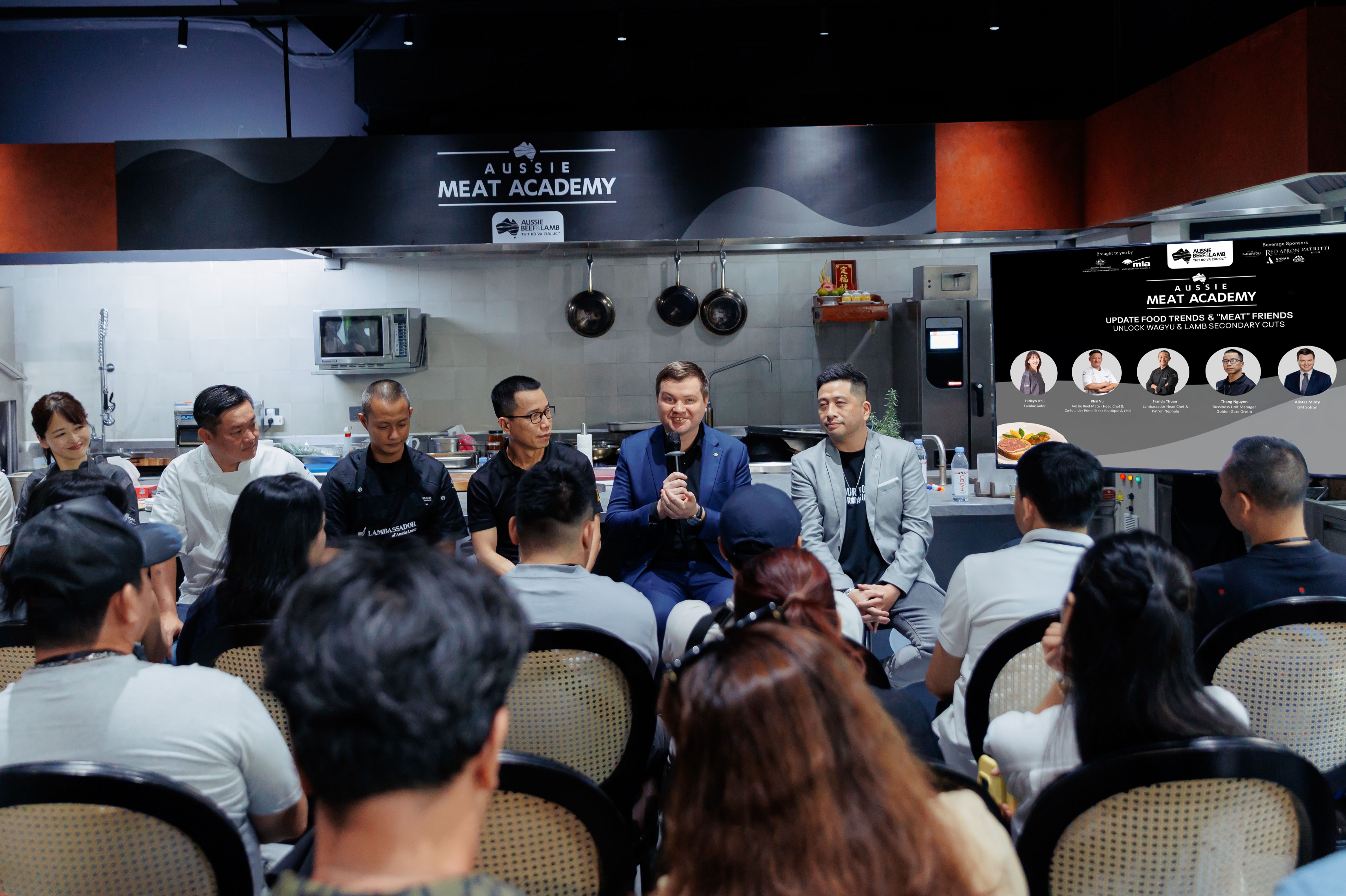 Hành trình đưa phần cắt thứ cấp từ Bò Wagyu amp; Cừu Úc - amp;#34; Viên Ngọc Thôamp;#34; từ đồng cỏ Úc đến bàn ăn Việt - 6