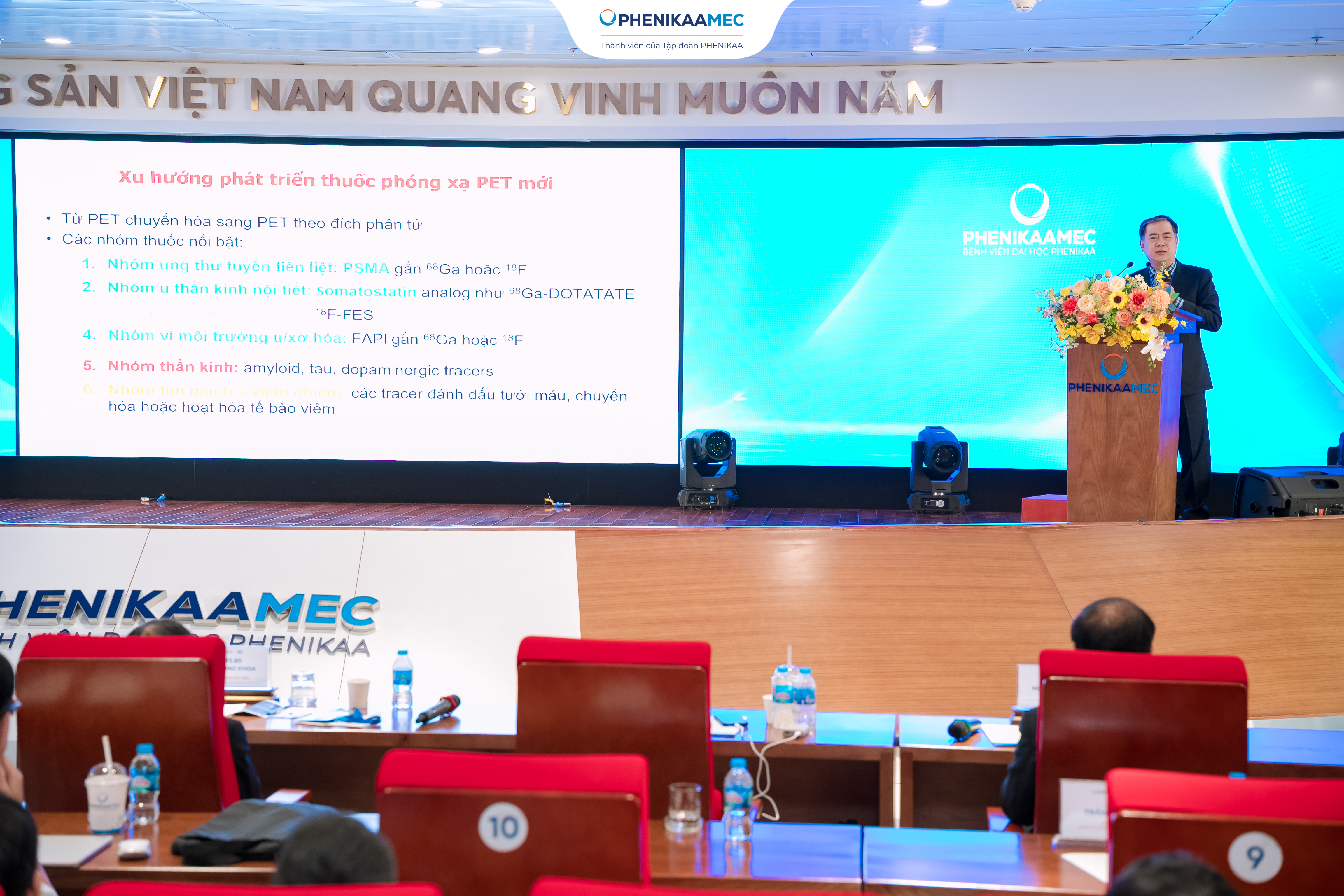 TS.BS Nguyễn Xuân Cảnh - Trưởng khoa Y học hạt nhân Bệnh viện Chợ Rẫy trình bày báo cáo