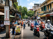 Bí quyết chăm sóc cơ thể "trọn gói" cho những ngày mưa nắng