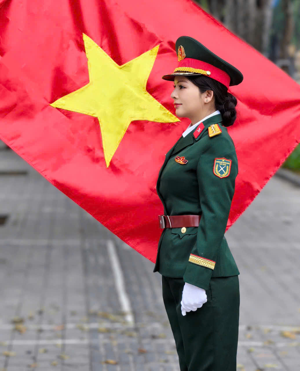 Hình ảnh Phương Hạnh đa năng trong các vai diễn.