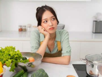 Bữa ăn gia đình hiện đại: Khi sự tiện lợi đi đôi với niềm tin về nguồn gốc