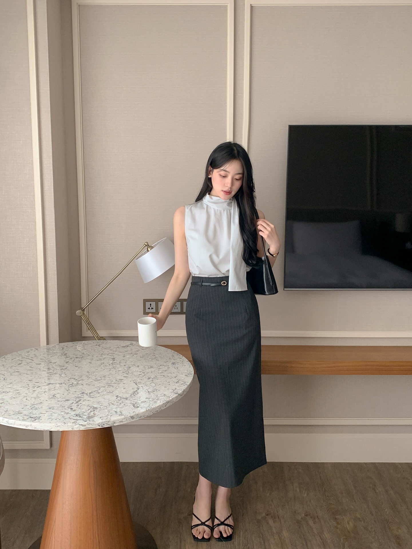 Top 5 món thời trang mát mẻ đỉnh cao mùa Hè, chị em diện vừa amp;#34;hack tuổiamp;#34; lại tôn dáng khỏi bàn  - 13