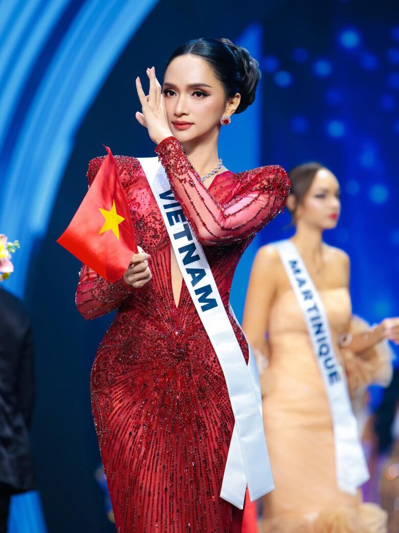 Hương Giang từng trải qua nốt trầm đáng buồn khi không thể lọt Top 30 Miss Universe 2025.