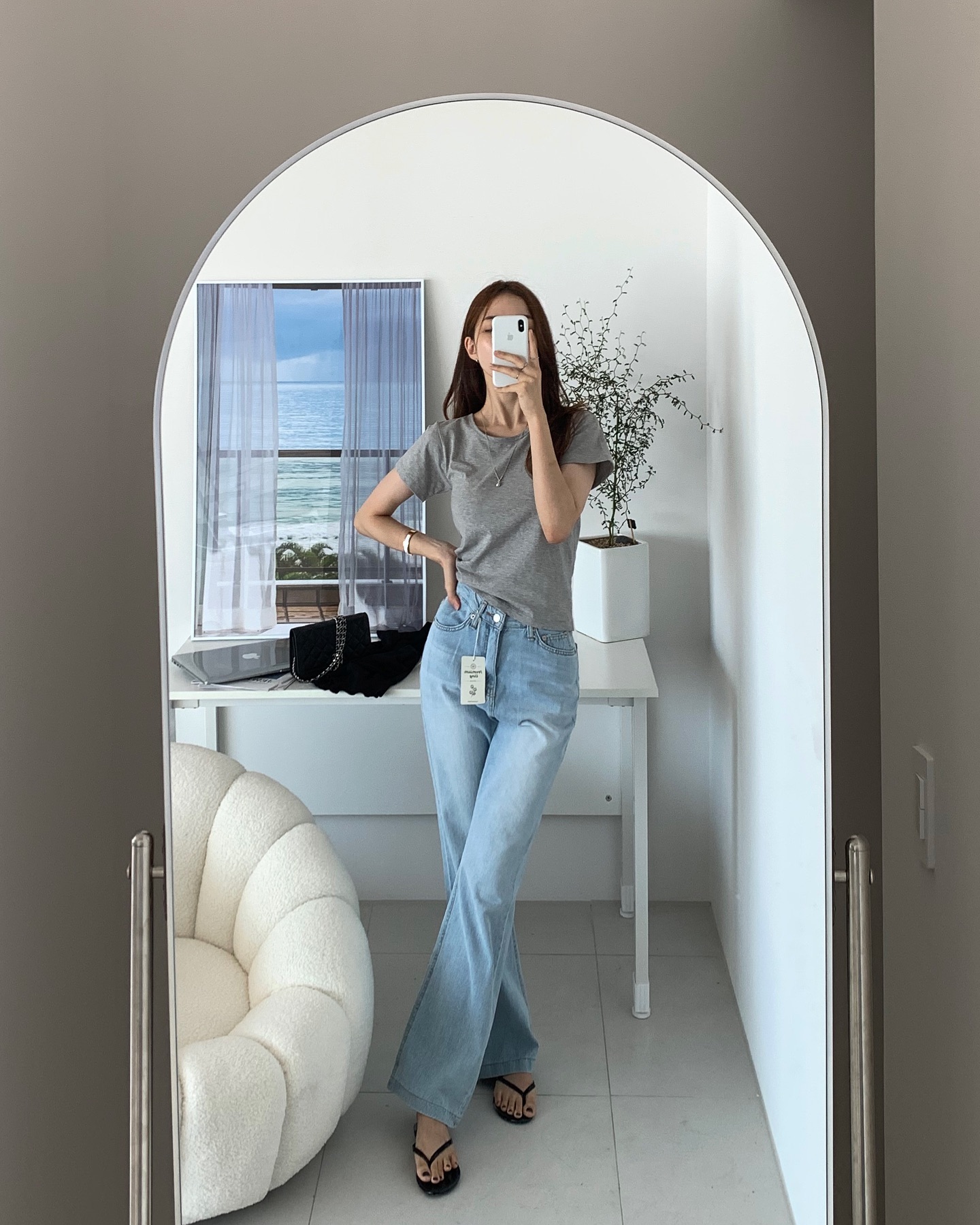 Chị em có 4 kiểu áo này là dẫn đầu xu hướng mặc đẹp mùa Hè, phối gì cũng hợp lại sành điệu hết nấc - 7