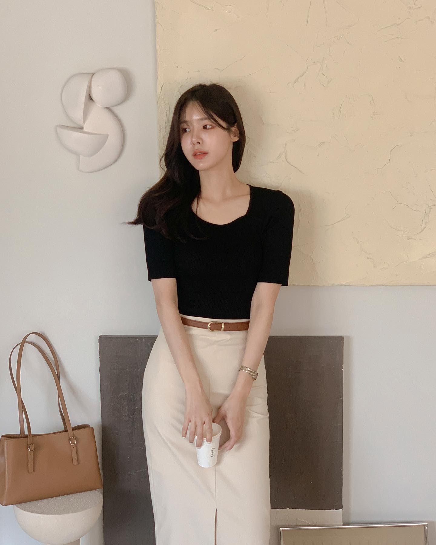 Dân công sở thích mặc tối giản phải có 5 món này, vừa giữ vững phong độ mặc đẹp lại amp;#34;cânamp;#34; mọi hoàn cảnh - 5
