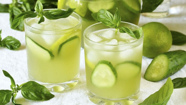 Dưa leo giàu nước và khoáng chất, giúp cấp ẩm cho cơ thể, làm dịu làn da trong thời tiết nắng nóng và hỗ trợ duy trì độ mềm mại.