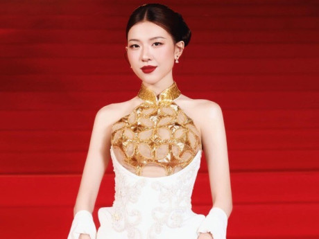 "Em xinh" Lamoon lọt đề cử mỹ nhân đẹp nhất thế giới