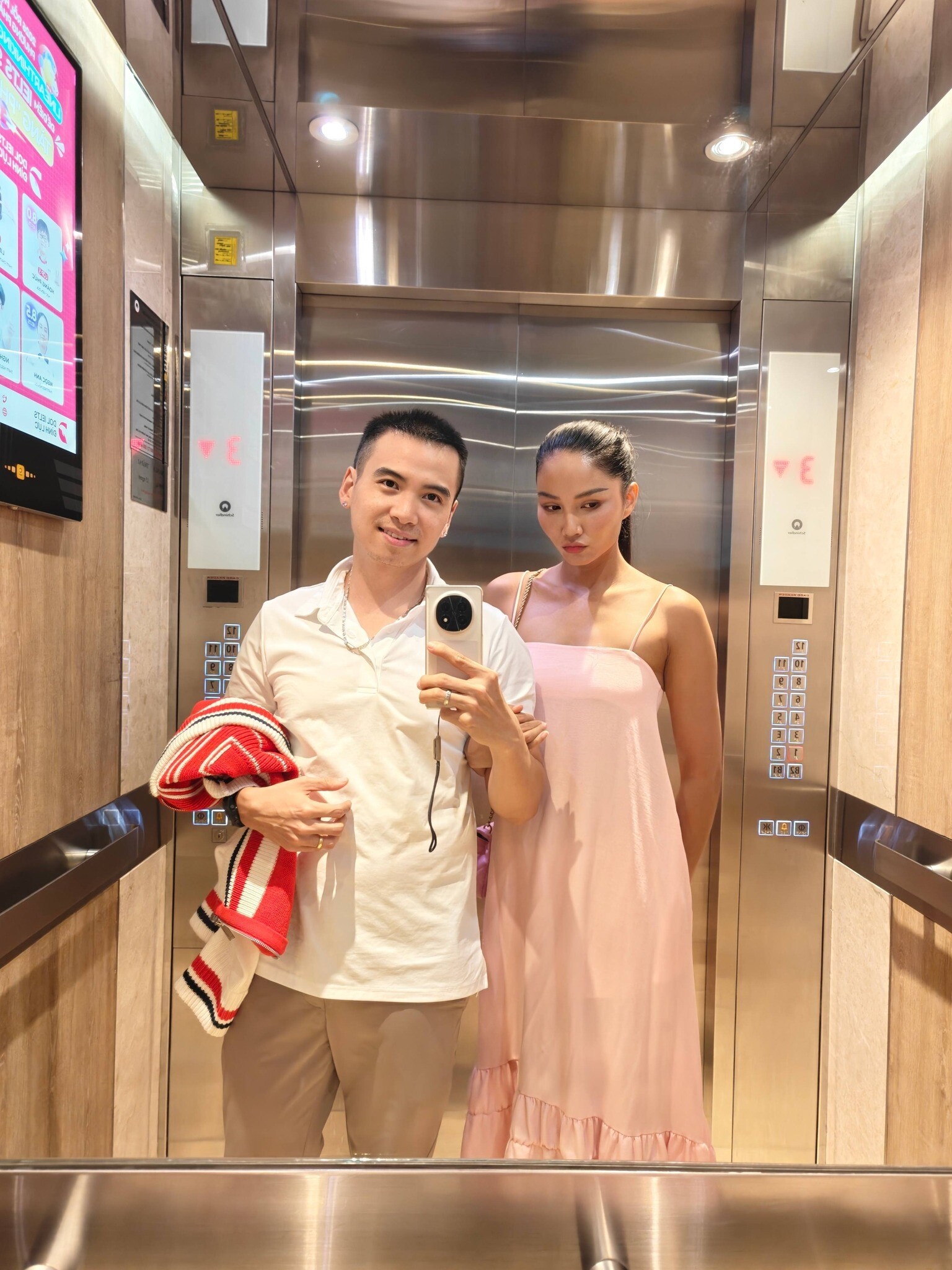 Ở tuổi 34, Hoa hậu HHen Niê có cuộc sống viên mãn bên chồng và con gái.