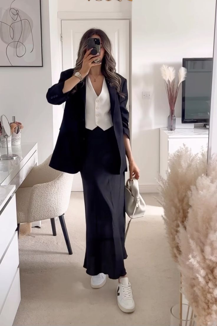 Chân váy được chị em mê tít hiện tại: Diện lên trẻ hẳn vài tuổi, mặc đi làm hay đi chơi đều đẹp xuất sắc - 6