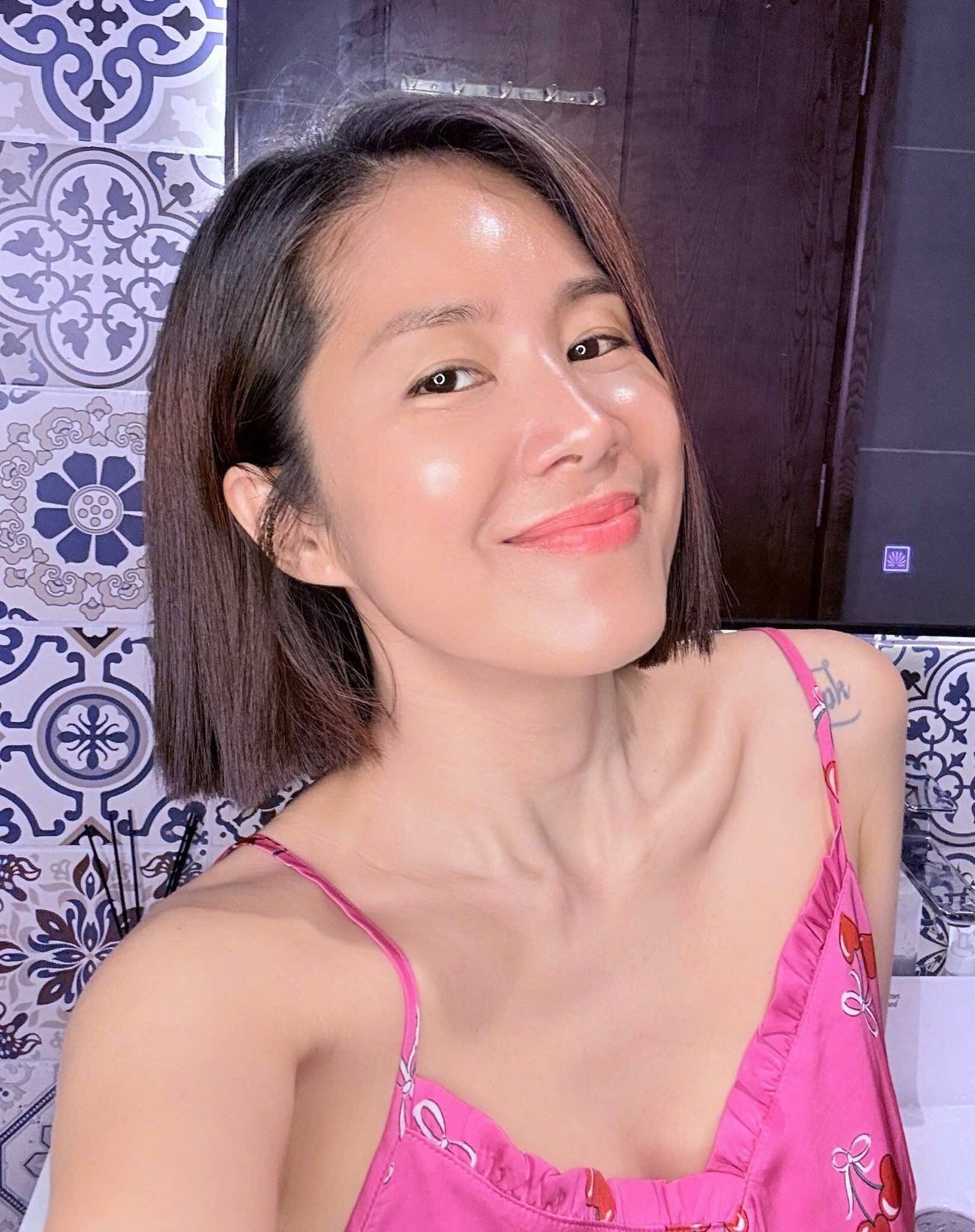 Nhan sắc lão hoá ngược ở hiện tại của diễn viên Lê Phương.