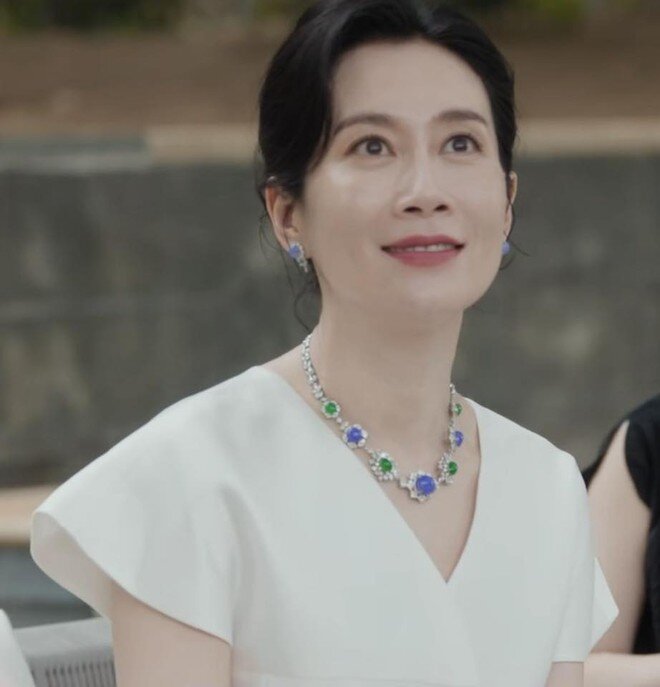 Ngọc phỉ thúy và ngọc bích khác nhau thế nào? Đừng nhầm lẫn giữa hai loại ngọc amp;#34;sang chảnhamp;#34; bậc nhất châu Á - 5