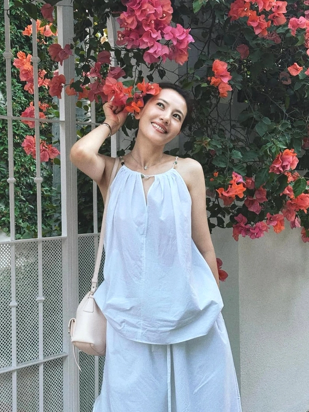 Cao Viên Viên xem giấc ngủ là chìa khóa quan trọng để duy trì sức khỏe và sắc đẹp. Nữ diễn viên luôn ưu tiên nghỉ ngơi, thư giãn sau những ngày làm việc bận rộn, đồng thời cố gắng giữ tinh thần ổn định để cơ thể được phục hồi tốt nhất.