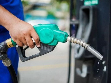 Giá xăng dầu hôm nay 8/4: Giá dầu thế giới giảm mạnh