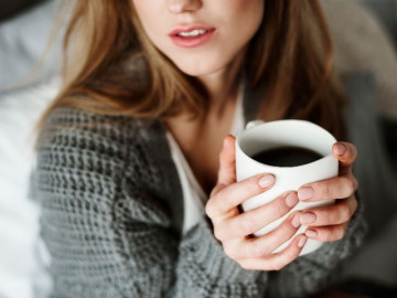 Sức khỏe - Thức uống được sử dụng nhiều vào buổi sáng trong ngày lễ, dù mang nhiều lợi ích nhưng dùng sai thời điểm dễ gây hại