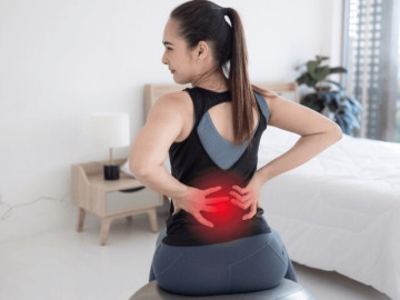 5 động tác giúp giảm đau lưng, cứng cổ do ngồi nhiều