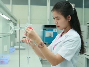Nhiều chính sách mới hỗ trợ người học ngành y tế dự phòng từ 1/7/2026