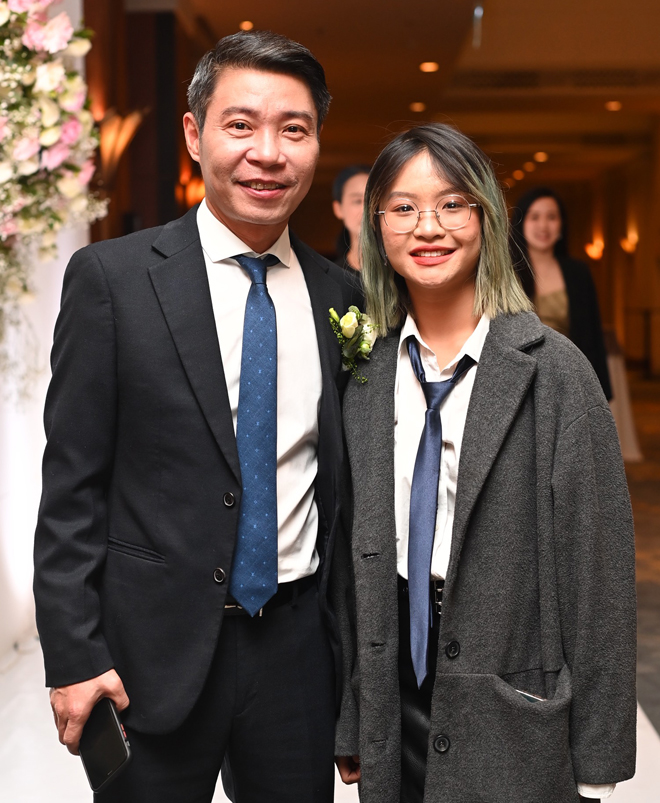 Bố là NSND nhưng bé gái Hà Nội luôn bảo amp;#34;bố đi tùamp;#34;, giờ lớn hiếu thảo, muốn thành người như bố - 3