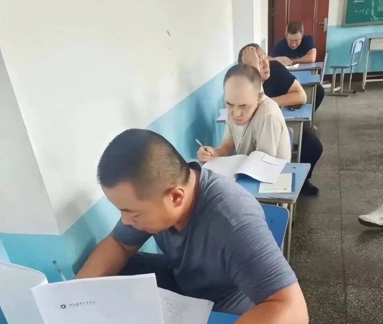 Bức ảnh gây xôn xao MXH.