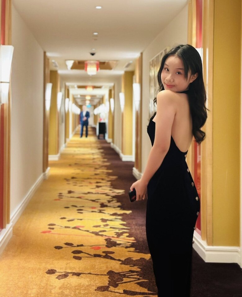 Con gái Thu Phượng - Thành Trung càng lớn càng xinh như Hoa hậu.
