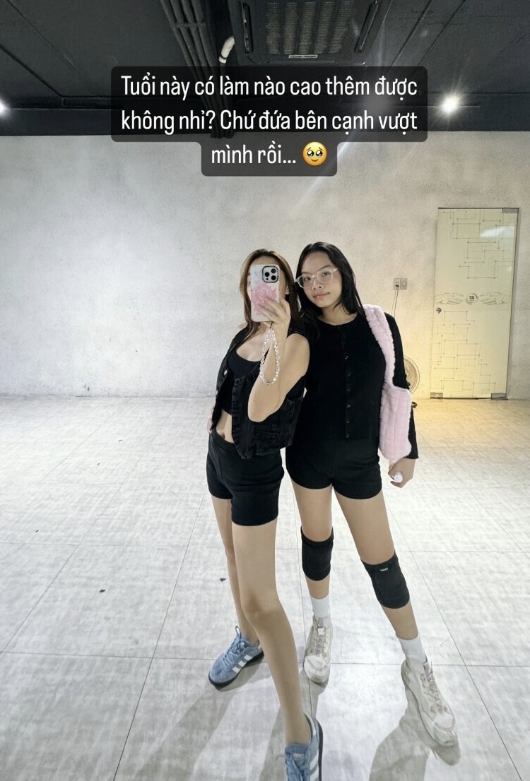 Con gái Phạm Quỳnh Anh - Quang Huy dậy thì dáng chuẩn vượt mẹ, chạm mốc chiều cao thi Hoa hậu - 2