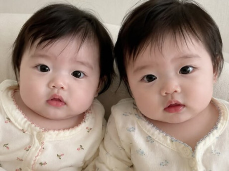 Bố mẹ đi làm khai sinh đặt tên cho cặp song sinh là Lượm Lặt, nhân viên sửa thành tên khác càng đọc càng hay