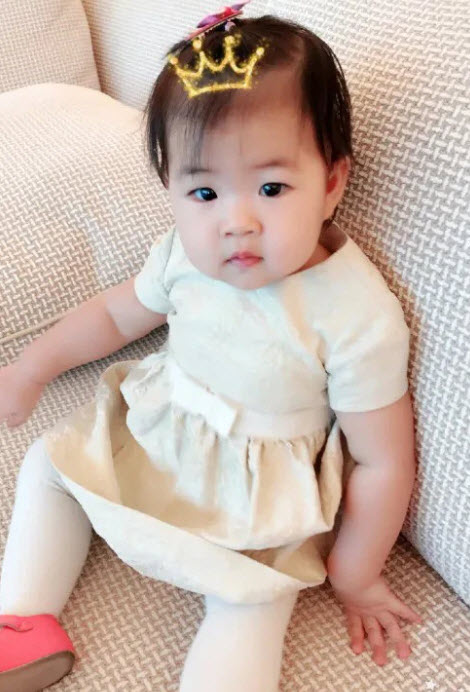 Gửi con cho bà ngoại chăm, một thời gian sau về đón nữ diễn viên khóc ròng không nhận ra con gái xinh ngày nào - 3