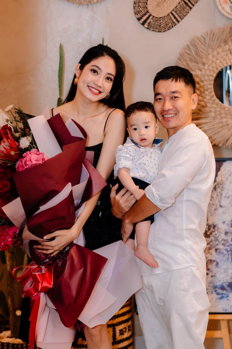 Hoa hậu Ninh Hoàng Ngân kể chuyện làm mẹ, “vỡ ối giữa đường” khi đi sinh: “Trên đời chưa có nỗi đau nào như thế” - 3