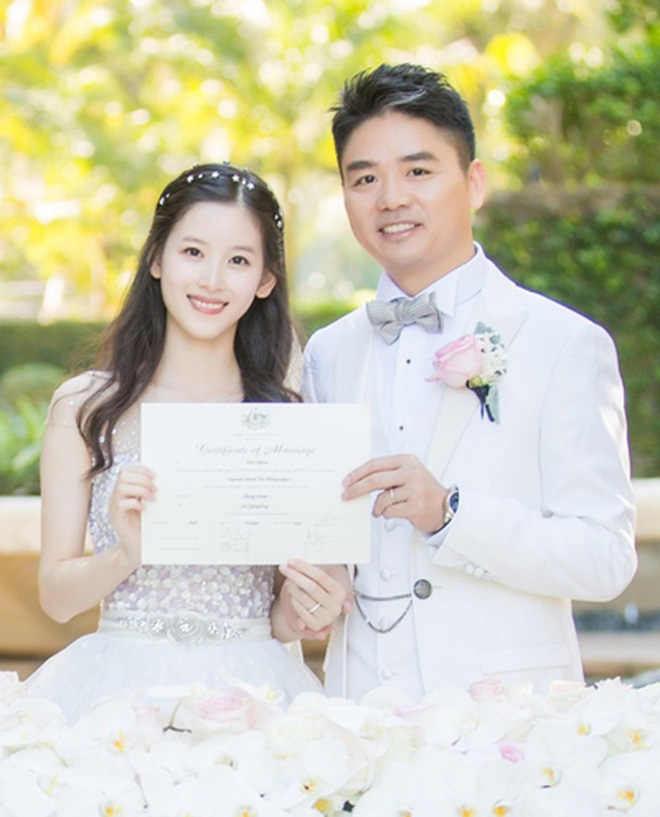 “Hotgirl trà sữa” lấy tỷ phú, thuê 4 người chăm con bị mắng khắp MXH, hôm sau tất cả đồng loạt xin lỗi - 3