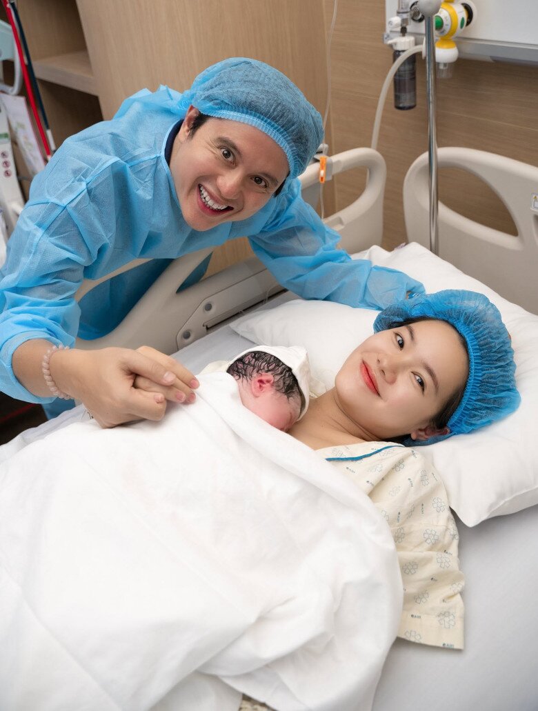 Kết hôn với chồng nhạc trưởng hơn 15 tuổi, nữ MC truyền hình VN sinh liên tiếp 2 con, càng đẻ càng đẹp - 4